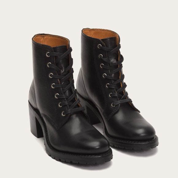Frye Sabrina 6G Black Lace Up Combat Ankle Bootie - Picture 4 of 16